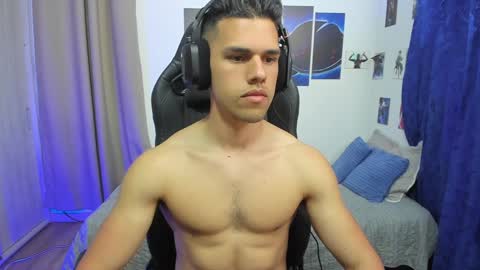 Snapshot of kiritosexhot chatting on 12/18/24, 05:48 Jacob online show from 12/18/24, 05:48