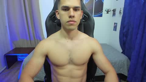 Snapshot of kiritosexhot chatting on 12/30/24, 04:42 Jacob online show from 12/30/24, 04:42