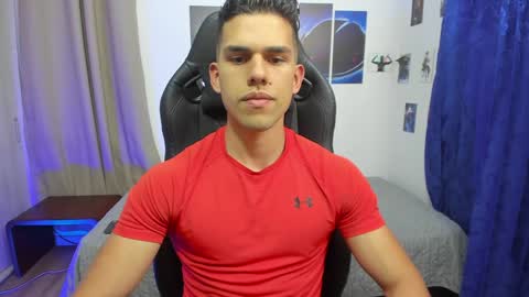 Snapshot of kiritosexhot chatting on 12/31/24, 12:32 Jacob online show from 12/31/24, 12:32