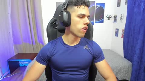 Snapshot of kiritosexhot chatting on 01/04/25, 04:23 Jacob online show from 01/04/25, 04:23