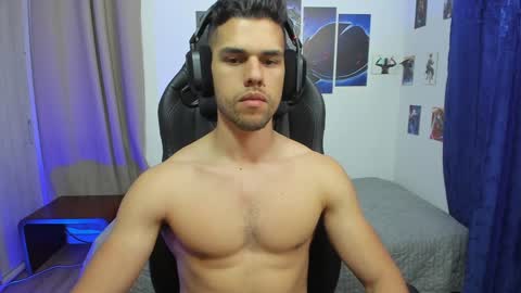 Snapshot of kiritosexhot chatting on 01/15/25, 04:36 Jacob online show from 01/15/25, 04:36