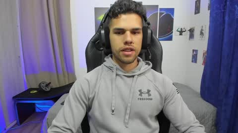 Snapshot of kiritosexhot chatting on 01/17/25, 05:11 Jacob online show from 01/17/25, 05:11