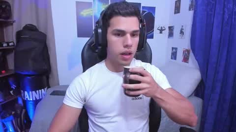 Snapshot of kiritosexhot chatting on 09/28/25, 03:34 Jacob online show from 09/28/25, 03:34