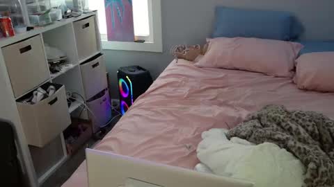 Onya online show from 01/04/25, 05:37