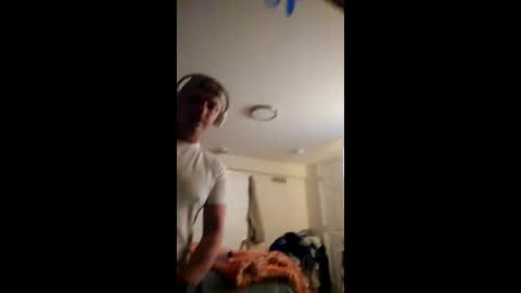 Snapshot of kirke1993 chatting on 03/17/26, 03:22 kirke1993 online show from 03/17/26, 03:22