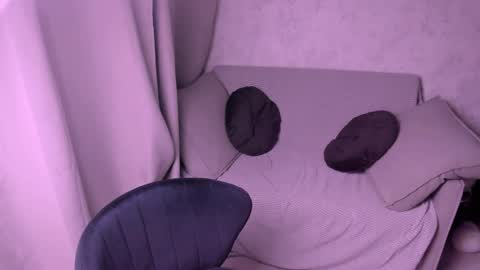 Snapshot of kirraa_ chatting on 02/05/25, 07:31 Kira online show from 02/05/25, 07:31