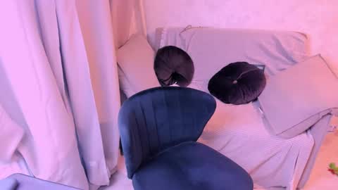 Snapshot of kirraa_ chatting on 03/06/25, 08:16 Kira online show from 03/06/25, 08:16