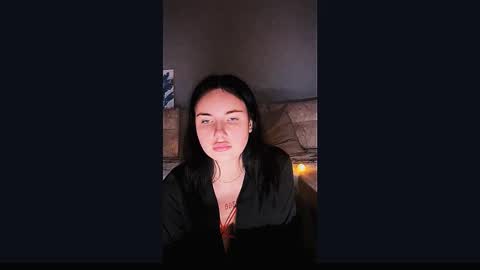 Snapshot of kirunya chatting on 10/19/25, 07:47 Kira online show from 10/19/25, 07:47