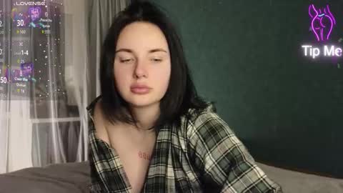 Snapshot of kirunya chatting on 03/12/26, 04:24 Kira online show from 03/12/26, 04:24