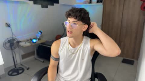 Snapshot of kisan_smith chatting on 02/18/26, 04:19 Kisan online show from 02/18/26, 04:19