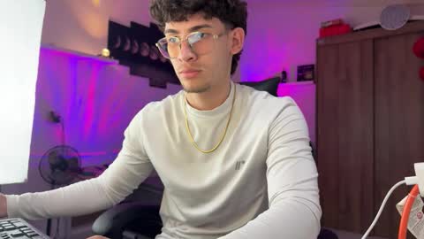 Snapshot of kisan_smith chatting on 03/10/26, 02:38 Kisan online show from 03/10/26, 02:38