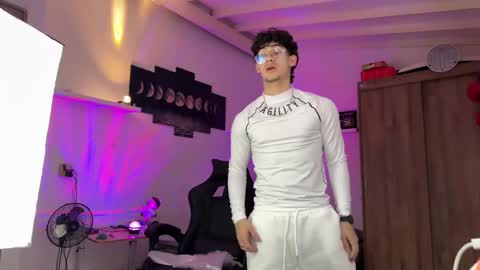 Snapshot of kisan_smith chatting on 03/14/26, 05:24 Kisan online show from 03/14/26, 05:24