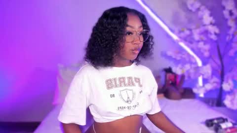 kishalove_ online show from 02/10/26, 11:03