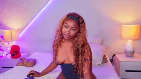kishalove_ online show from 06/01/26, 08:27