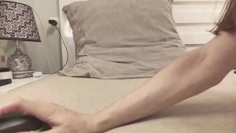 Snapshot of kiska_iriska chatting on 12/04/25, 11:41 Wet Girl online show from 12/04/25, 11:41