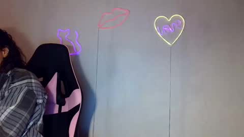 Snapshot of kiss_ameliaa chatting on 03/01/25, 05:38 kiss_ameliaa online show from 03/01/25, 05:38