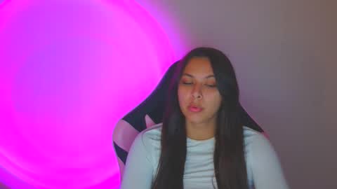 Snapshot of kiss_ameliaa chatting on 10/24/25, 10:00 kiss_ameliaa online show from 10/24/25, 10:00