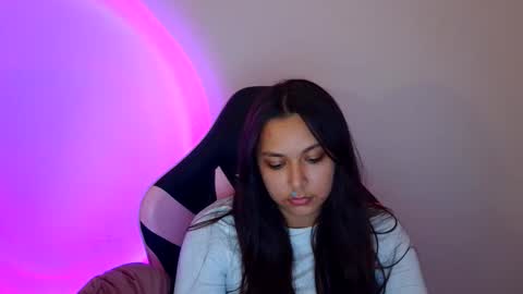 Snapshot of kiss_ameliaa chatting on 10/25/25, 11:40 kiss_ameliaa online show from 10/25/25, 11:40