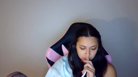 Snapshot of kiss_ameliaa chatting on 11/10/25, 09:52 kiss_ameliaa online show from 11/10/25, 09:52