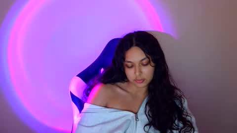 Snapshot of kiss_ameliaa chatting on 11/29/25, 02:31 kiss_ameliaa online show from 11/29/25, 02:31