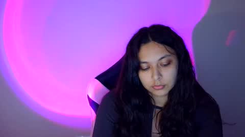 Snapshot of kiss_ameliaa chatting on 12/15/25, 10:30 kiss_ameliaa online show from 12/15/25, 10:30