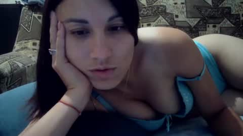 kiss lovely  online show from 07/06/26, 10:23