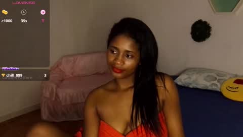 Snapshot of kiss_violet chatting on 12/13/24, 02:54 Violet online show from 12/13/24, 02:54