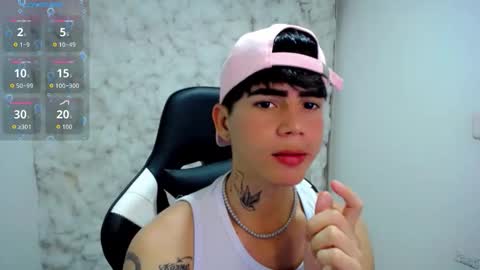 kiss_whitee online show from 11/15/25, 02:53