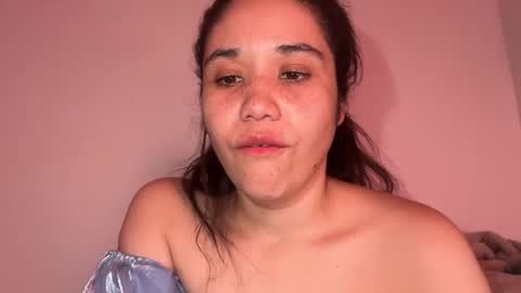 Snapshot of kissandcurrency chatting on 01/19/26, 05:33 Kiss Currency online show from 01/19/26, 05:33