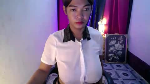 VICTORIA online show from 11/12/25, 09:32