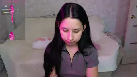 Hot Eva online show from 05/18/26, 04:18