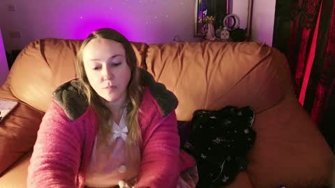 kissica online show from 01/16/25, 11:58