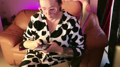 kissica online show from 01/17/25, 03:43