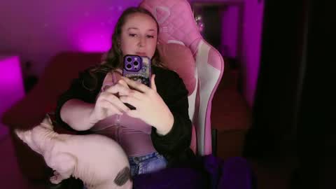 kissica online show from 02/11/25, 06:01