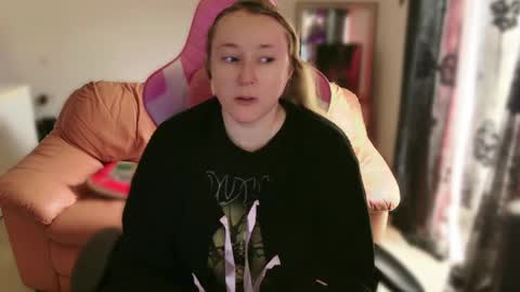 kissica online show from 02/15/25, 10:44