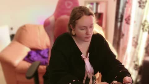 kissica online show from 02/21/25, 08:51