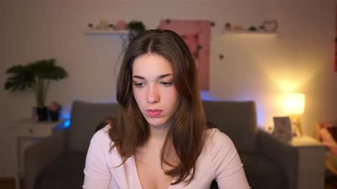 Snapshot of kissiecat chatting on 01/13/26, 02:22 Sisi online show from 01/13/26, 02:22
