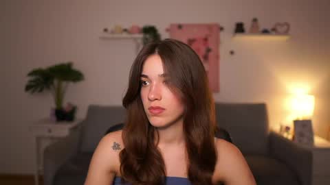Snapshot of kissiecat chatting on 05/06/26, 01:05 Sisi online show from 05/06/26, 01:05
