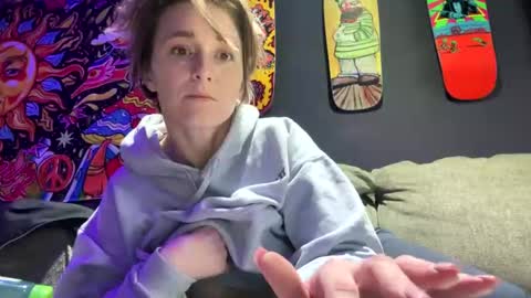 Kaitie online show from 11/28/25, 11:46