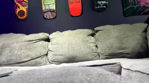 Kaitie online show from 12/02/25, 07:36