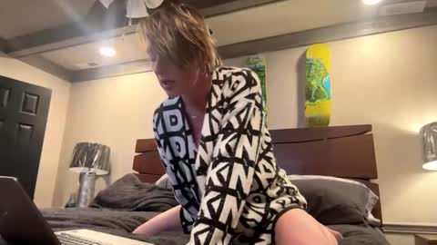 Kaitie online show from 02/04/26, 02:06