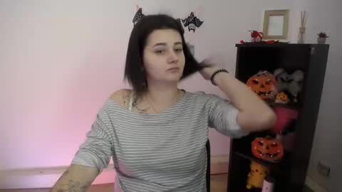 kissleoxx online show from 11/01/25, 01:57