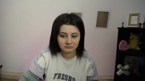 Snapshot of kissleoxx chatting on 03/25/26, 01:39 kissleoxx online show from 03/25/26, 01:39