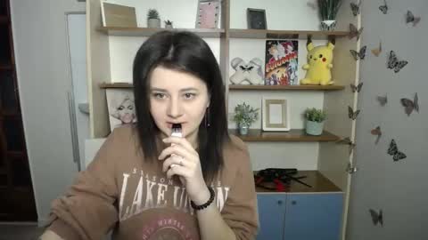 Snapshot of kissleoxx chatting on 04/11/26, 11:03 kissleoxx online show from 04/11/26, 11:03