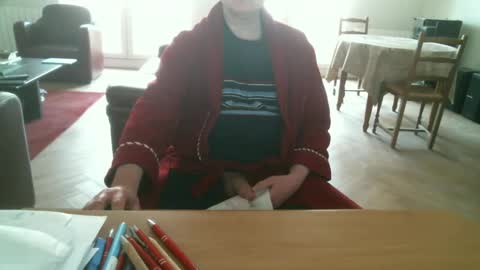 Snapshot of kisslog1 chatting on 12/08/24, 10:41 kisslog1 online show from 12/08/24, 10:41