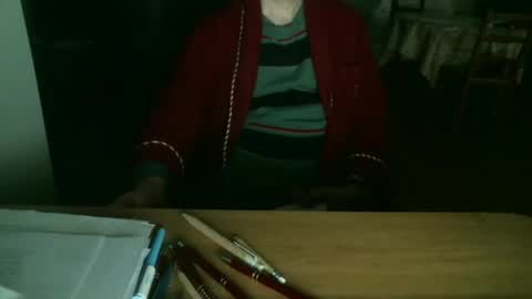 Snapshot of kisslog1 chatting on 12/14/24, 08:23 kisslog1 online show from 12/14/24, 08:23