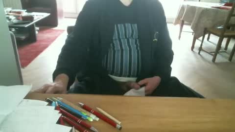 Snapshot of kisslog1 chatting on 01/26/25, 08:57 kisslog1 online show from 01/26/25, 08:57