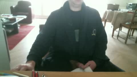 Snapshot of kisslog1 chatting on 02/02/25, 11:19 kisslog1 online show from 02/02/25, 11:19