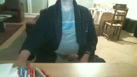 Snapshot of kisslog1 chatting on 02/23/25, 05:07 kisslog1 online show from 02/23/25, 05:07