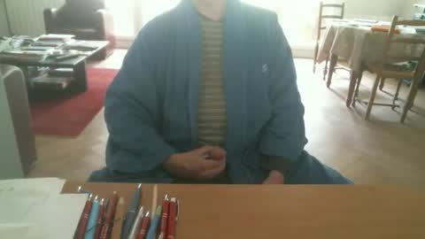 Snapshot of kisslog1 chatting on 09/21/25, 08:16 kisslog1 online show from 09/21/25, 08:16